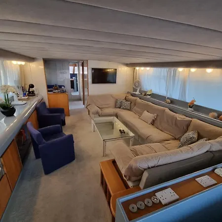 Botel Riti Yacht 2*