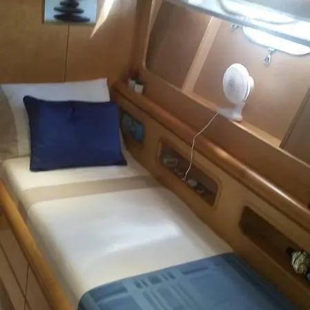 Riti Yacht
