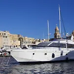 Riti Yacht Ботель