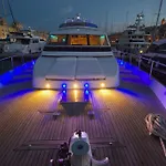 船屋 Riti Yacht