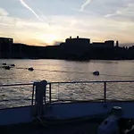 Ботель Riti Yacht 2*
