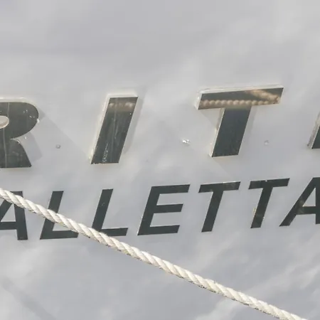 Bateau-hôtel Riti Yacht 2*