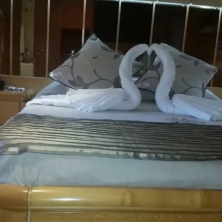 Riti Yacht Hotel en barco