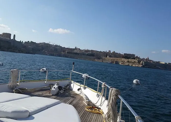 Riti Yacht Πλωτό κατάλυμα Kalkara