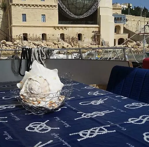 Riti Yacht Πλωτό κατάλυμα