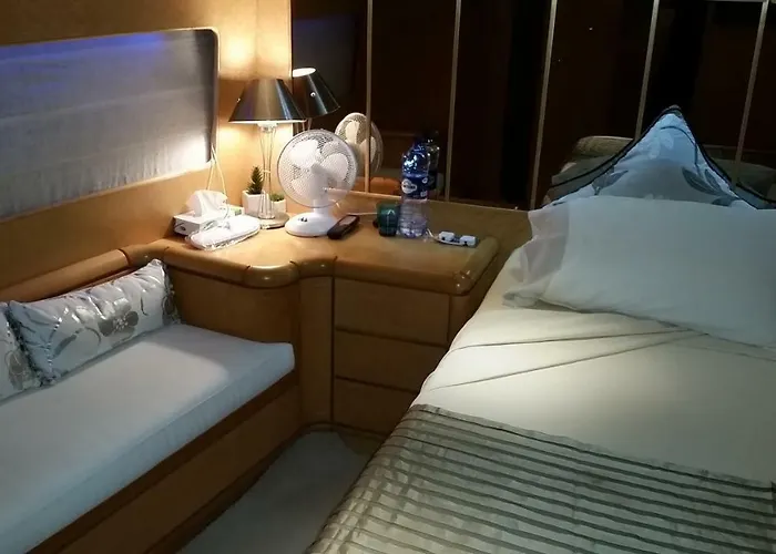 Πλωτό κατάλυμα Riti Yacht Kalkara